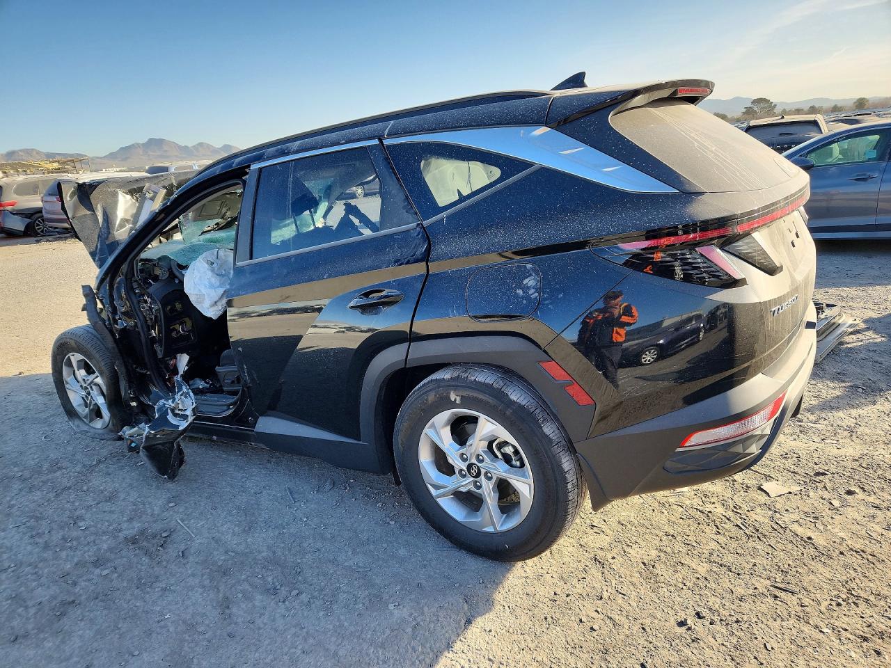 2023 HYUNDAI TUCSON SEL photo 4