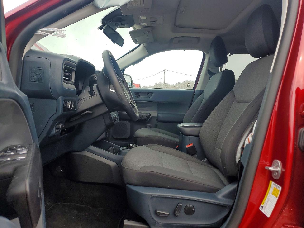 2025 FORD MAVERICK XLT photo 13