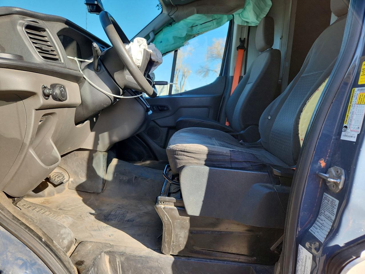 2020 FORD TRANSIT photo 19