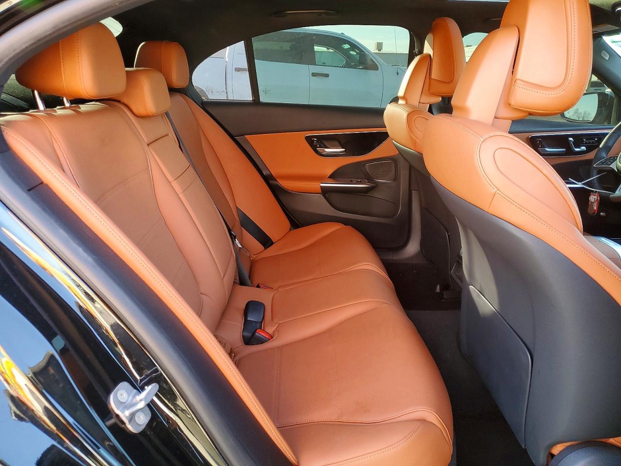 2025 MERCEDES-BENZ C 300 photo 10