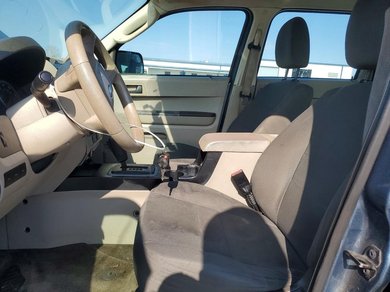 2011 FORD ESCAPE XLS photo 19
