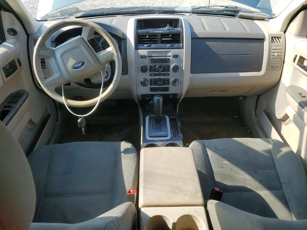 2011 FORD ESCAPE XLS photo 22