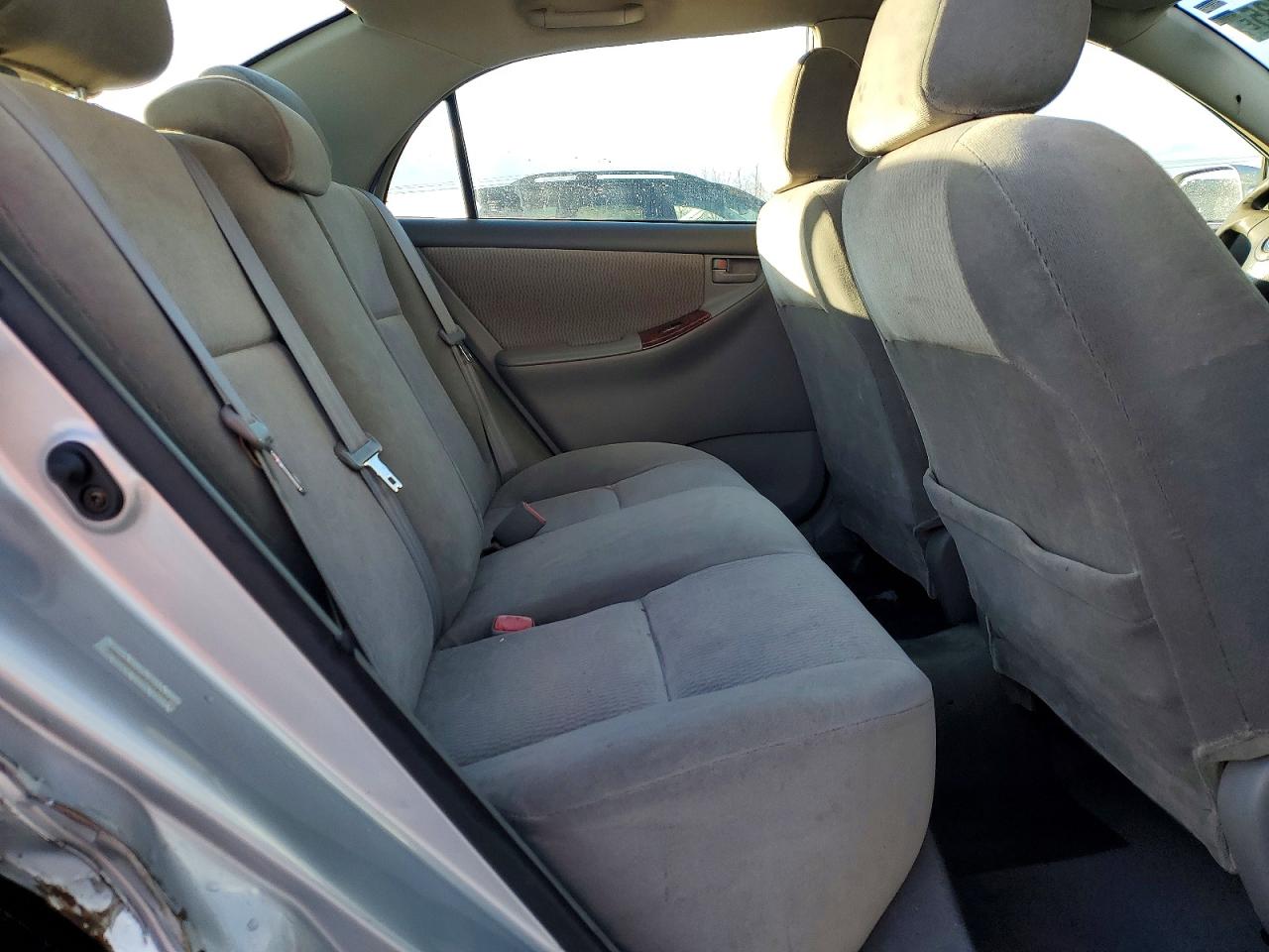 2005 TOYOTA COROLLA LE photo 28