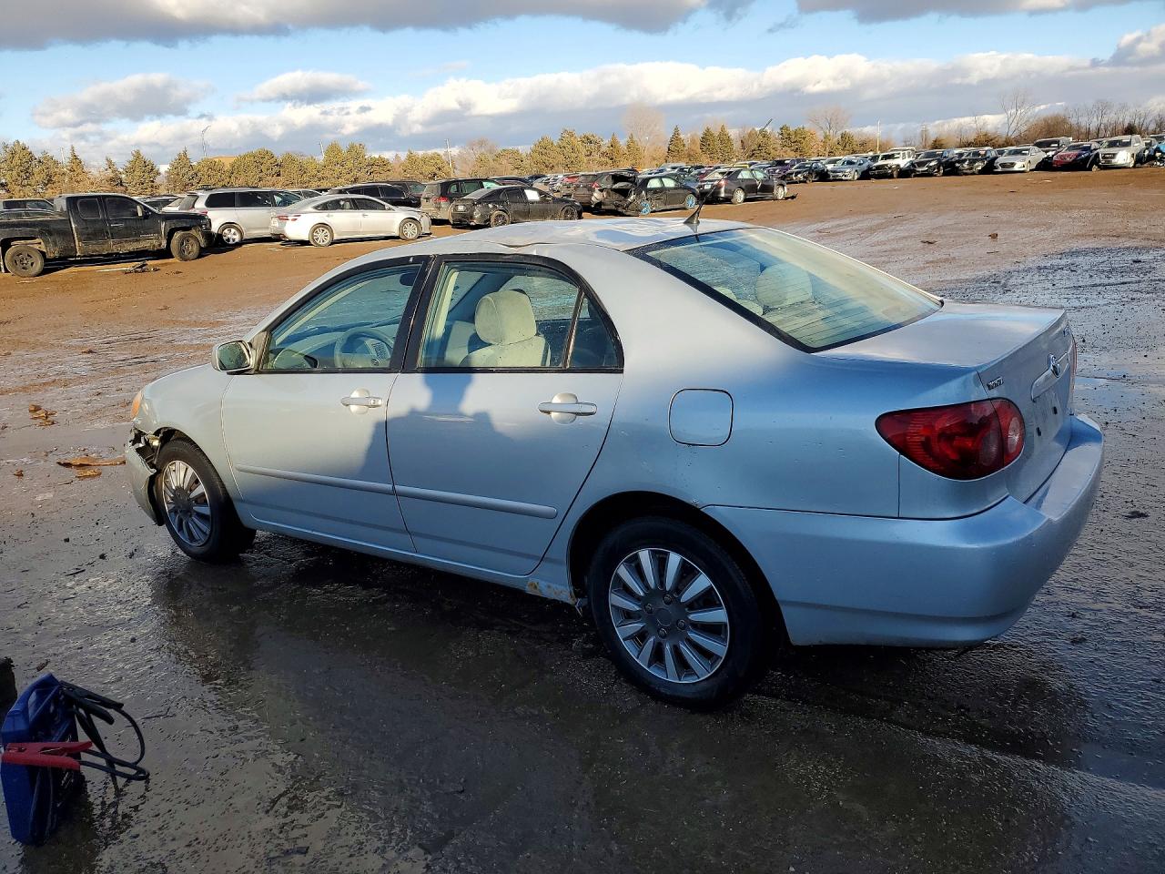 2005 TOYOTA COROLLA LE photo 4
