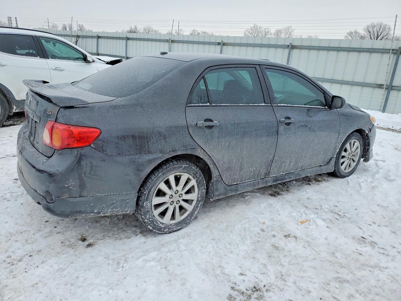 2010 TOYOTA COROLLA BASE photo 5