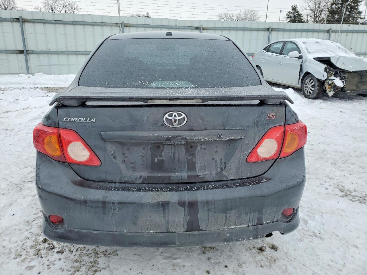 2010 TOYOTA COROLLA BASE photo 11