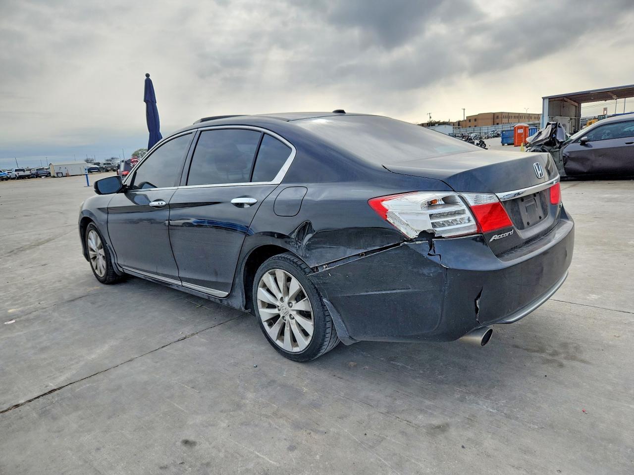 2015 HONDA ACCORD EXL photo 2
