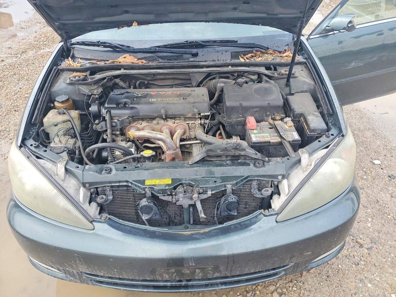 2003 TOYOTA CAMRY photo 11