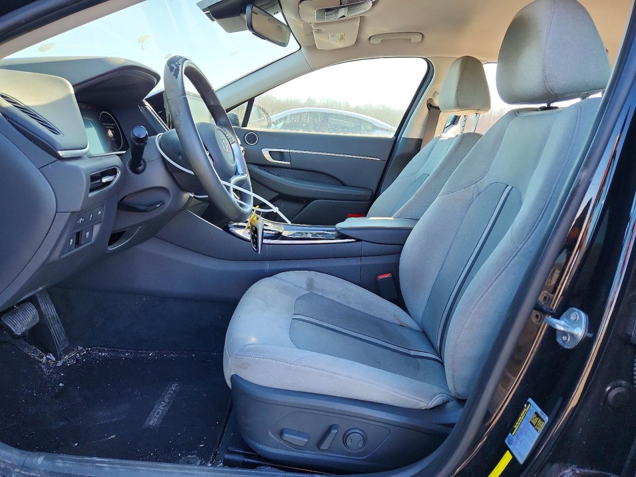 2020 HYUNDAI SONATA SEL photo 13