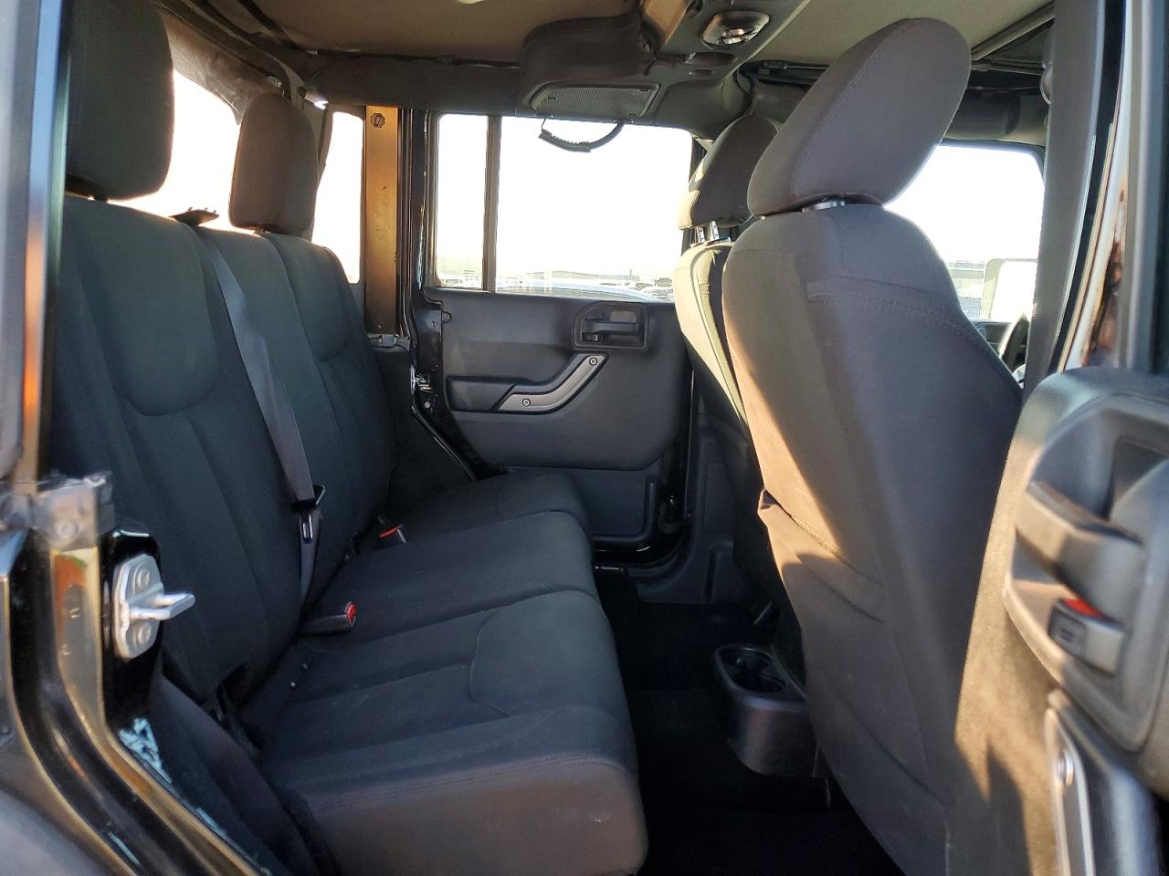 2015 JEEP WRANGLER UNLIMITED SPORT photo 10