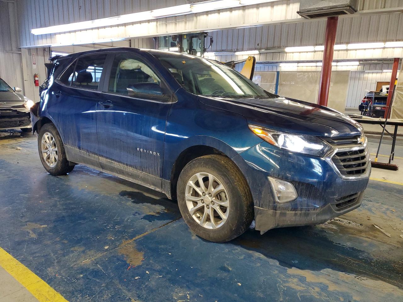 2021 CHEVROLET EQUINOX LT photo 4