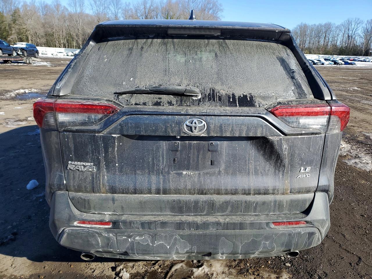 2024 TOYOTA RAV4 LE photo 6