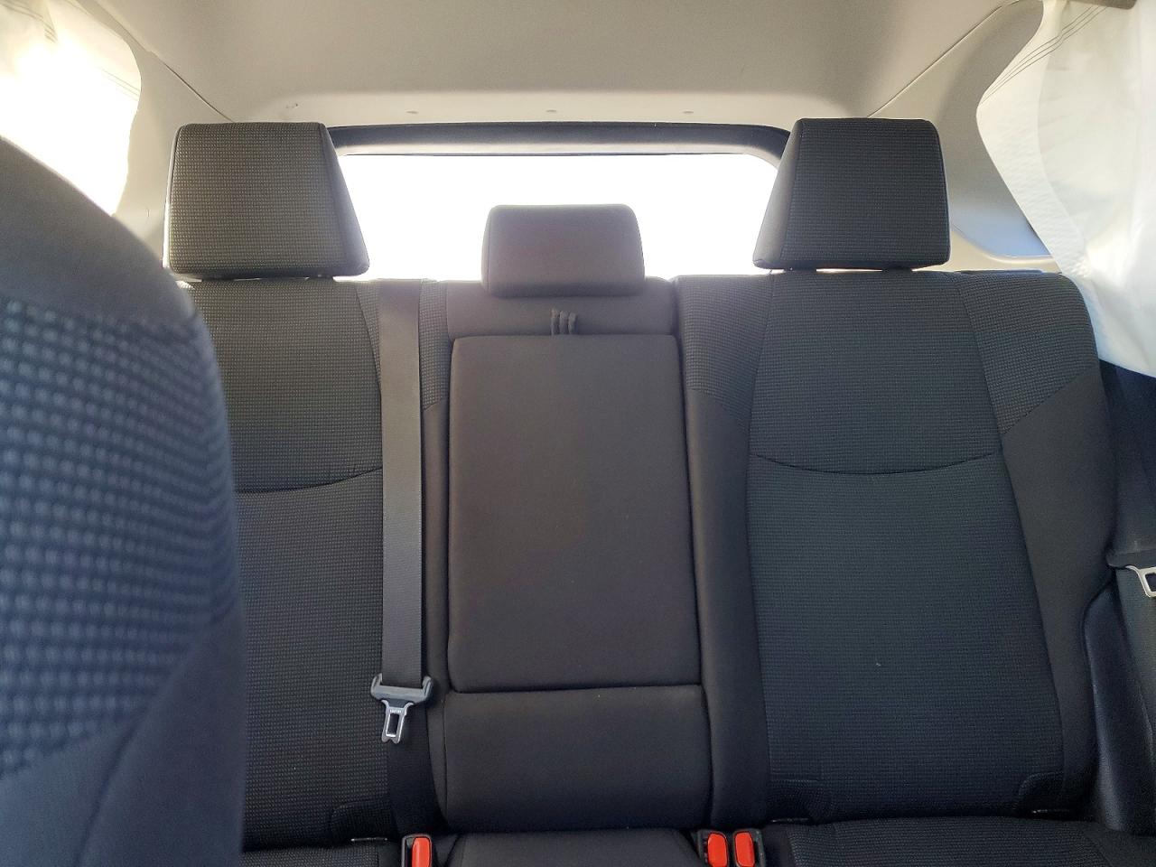 2024 TOYOTA RAV4 LE photo 10