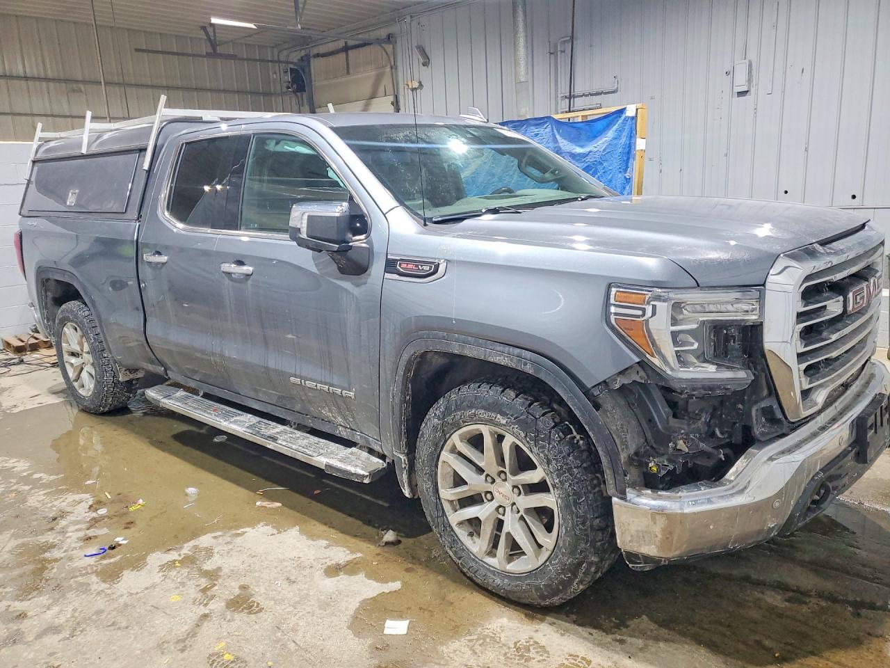 2019 GMC SIERRA K1500 SLT photo 4