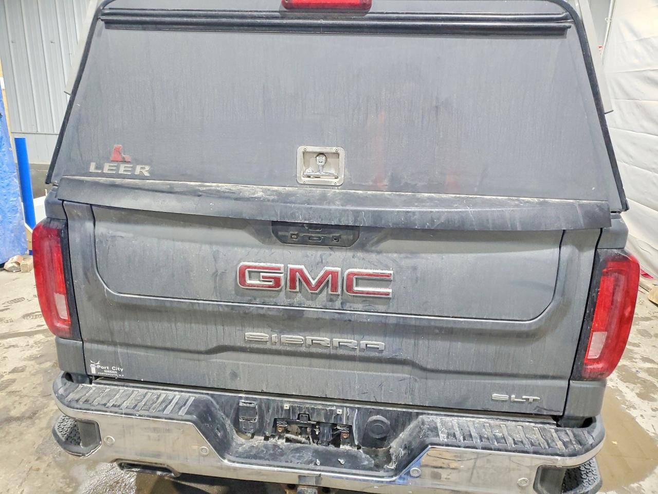 2019 GMC SIERRA K1500 SLT photo 6