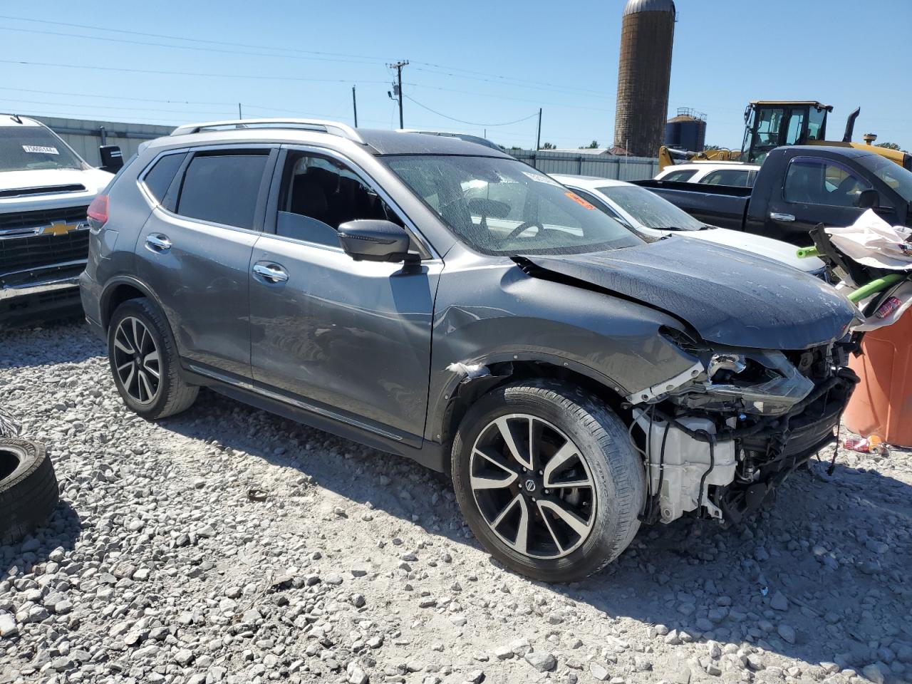 2019 NISSAN ROGUE S photo 4