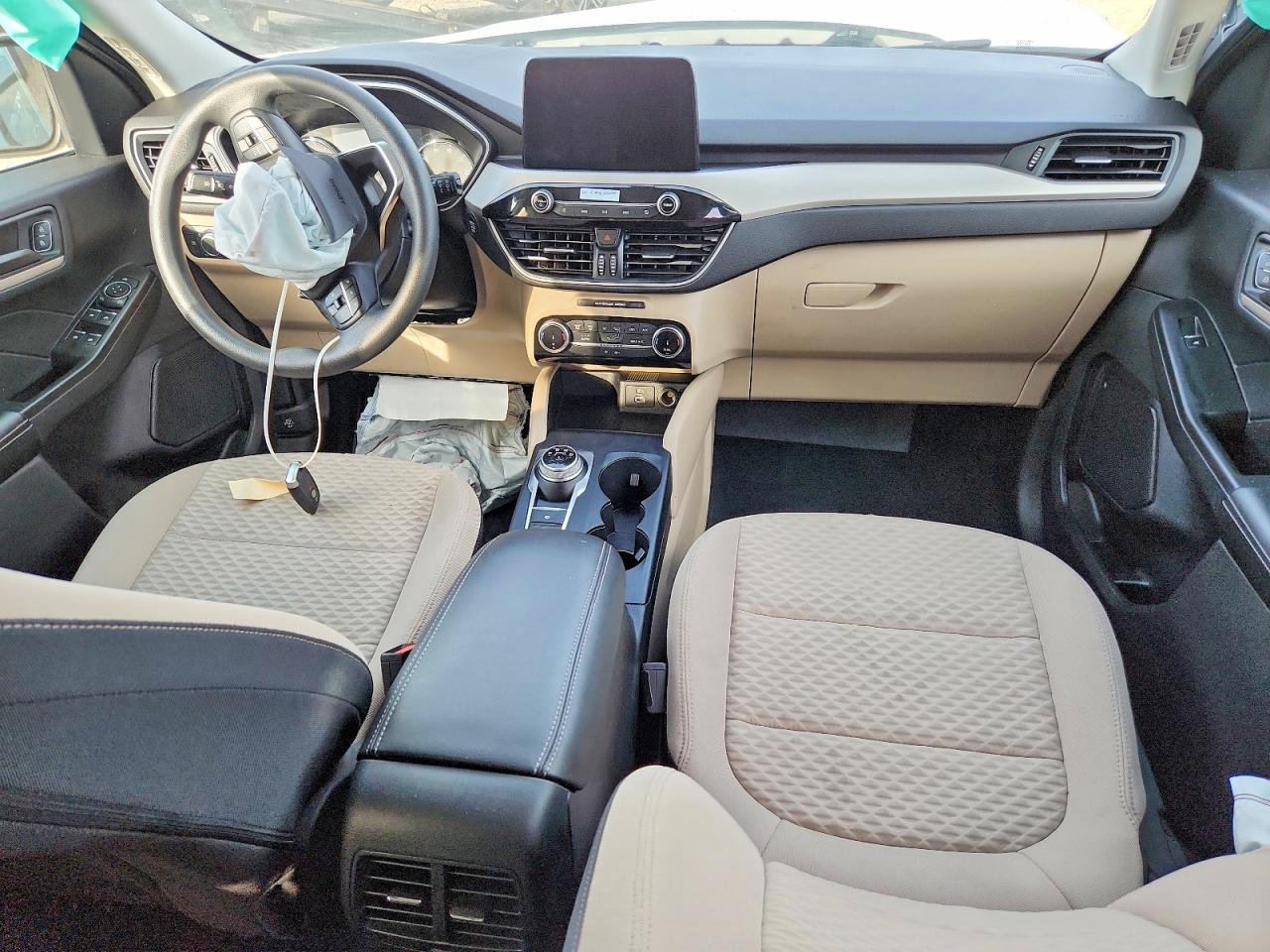 2022 FORD ESCAPE SE photo 8