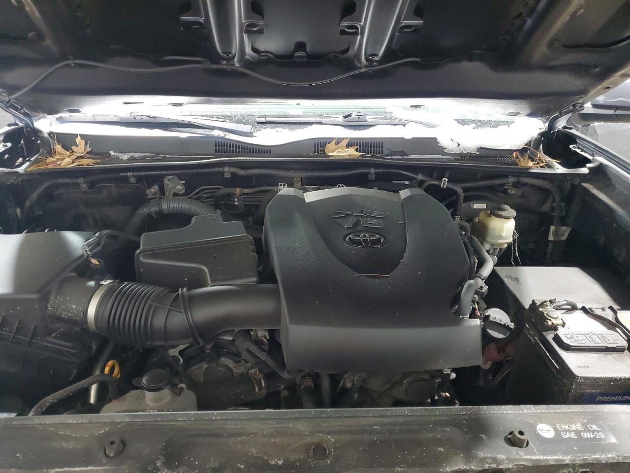 2017 TOYOTA TACOMA photo 21