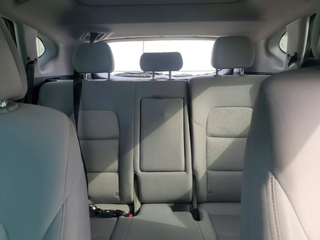2018 HYUNDAI TUCSON VALUE photo 19