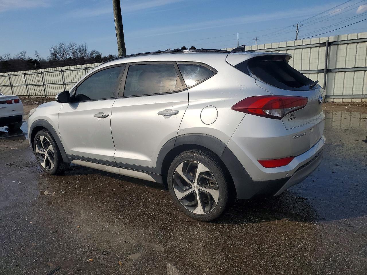 2018 HYUNDAI TUCSON VALUE photo 3