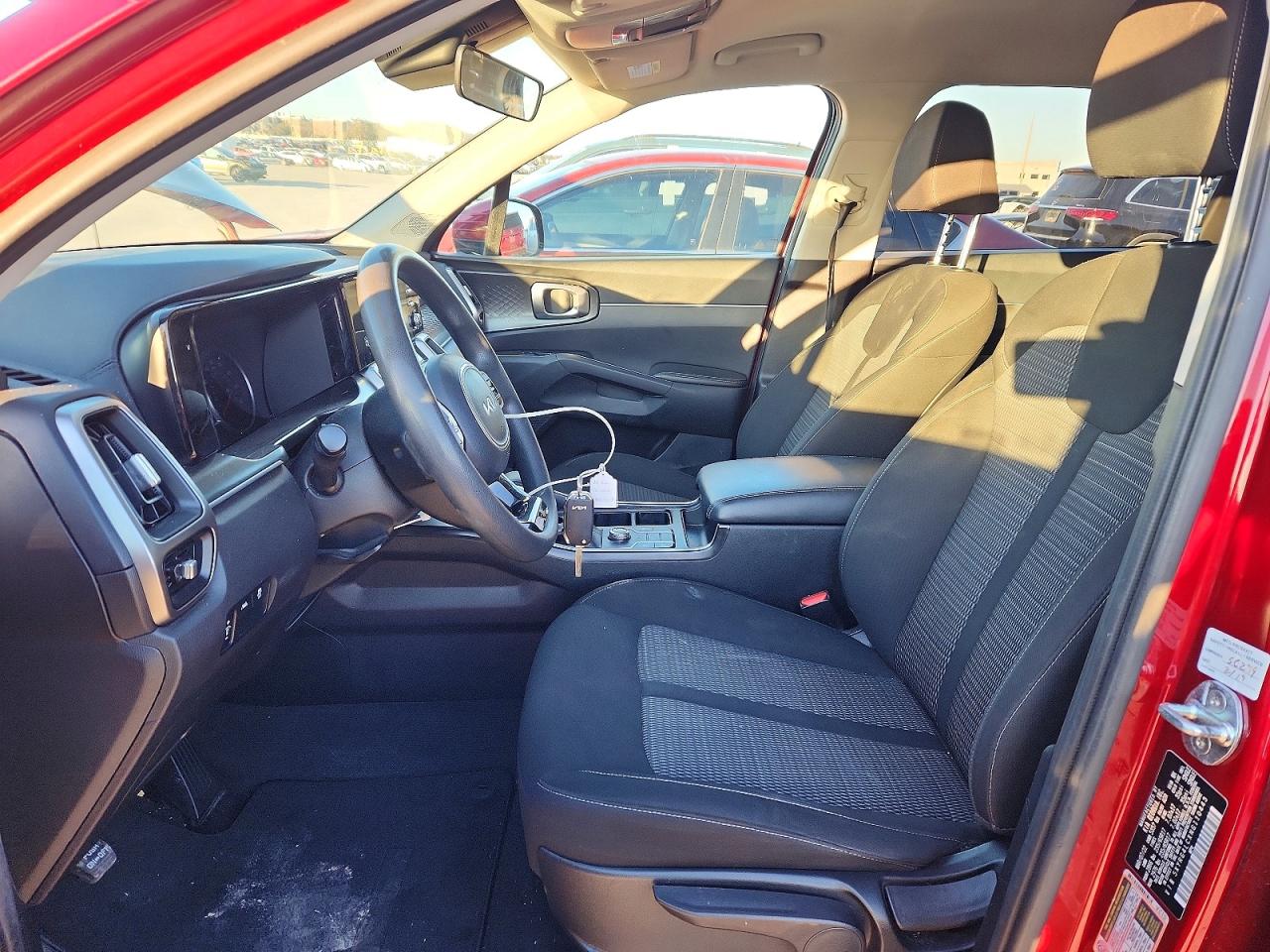 2022 KIA SORENTO LX photo 13