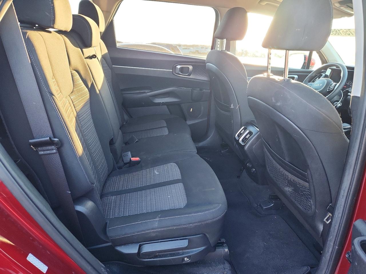 2022 KIA SORENTO LX photo 19