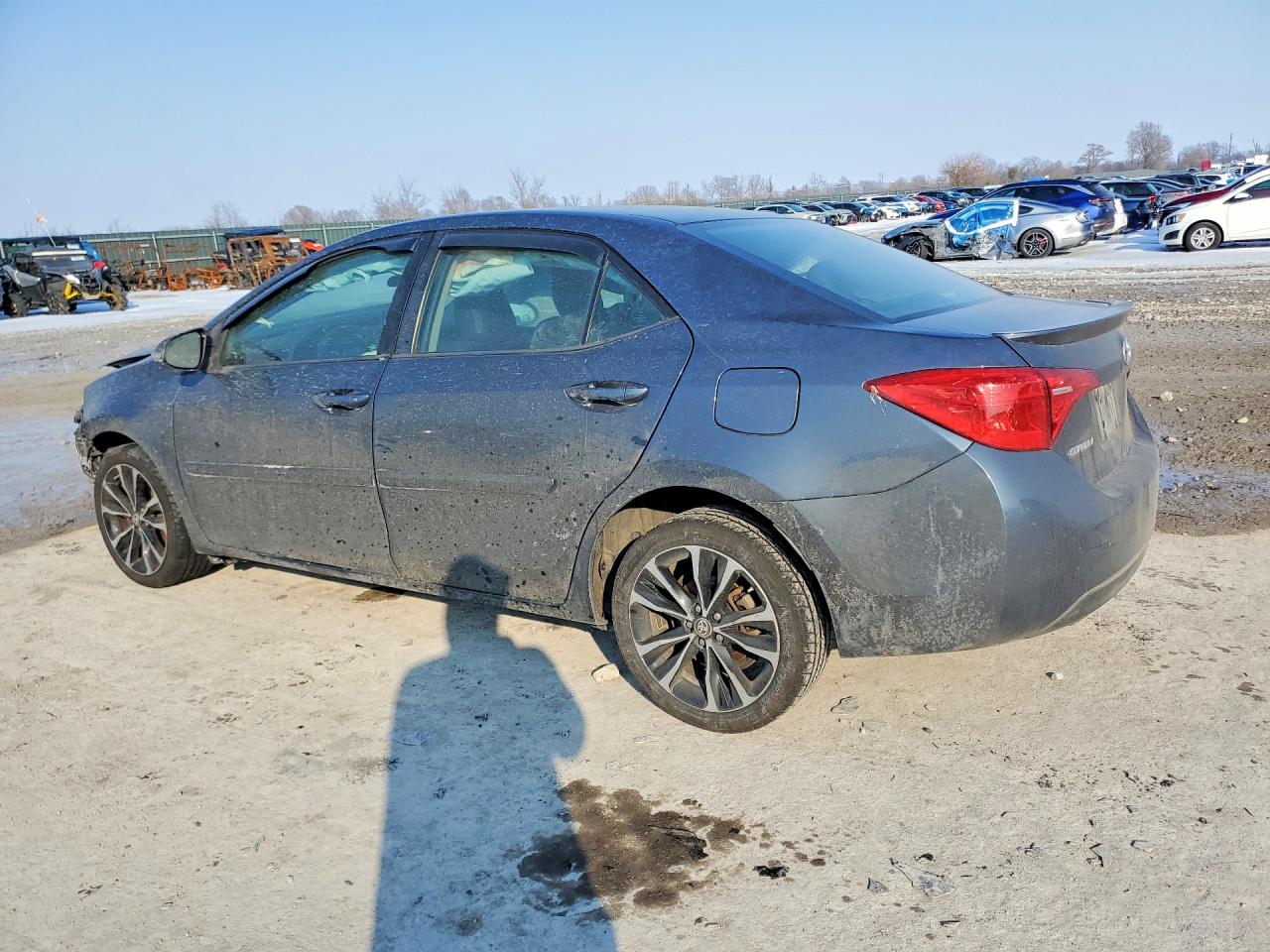 2017 TOYOTA COROLLA L photo 2