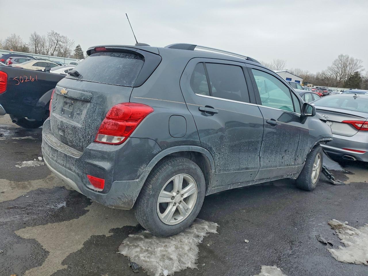 2017 CHEVROLET TRAX 1LT photo 5