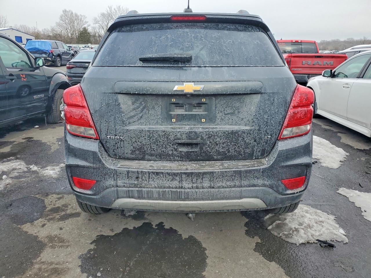 2017 CHEVROLET TRAX 1LT photo 11