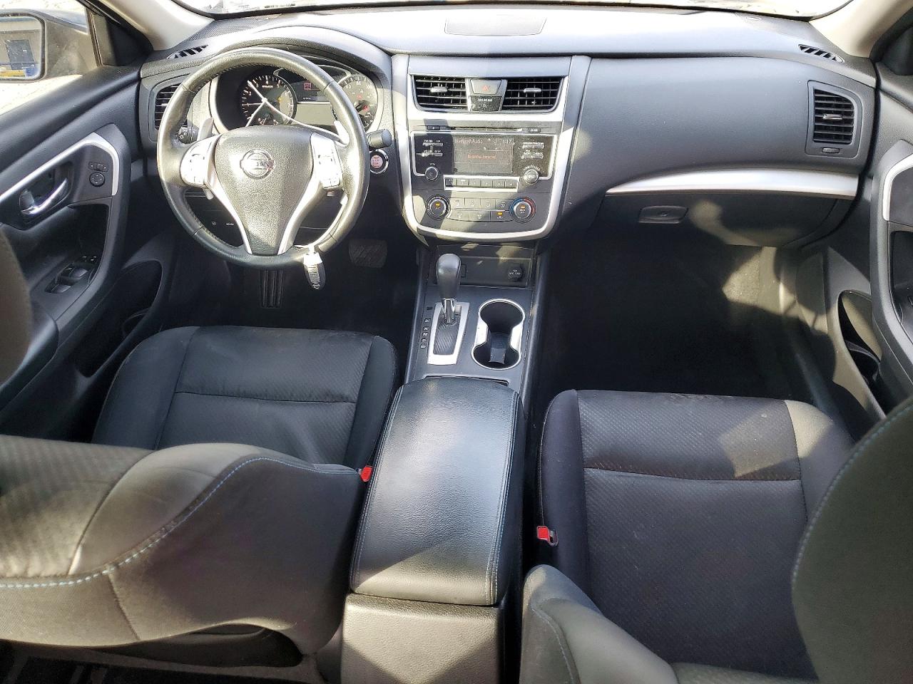 2017 NISSAN ALTIMA 2.5 SR photo 8