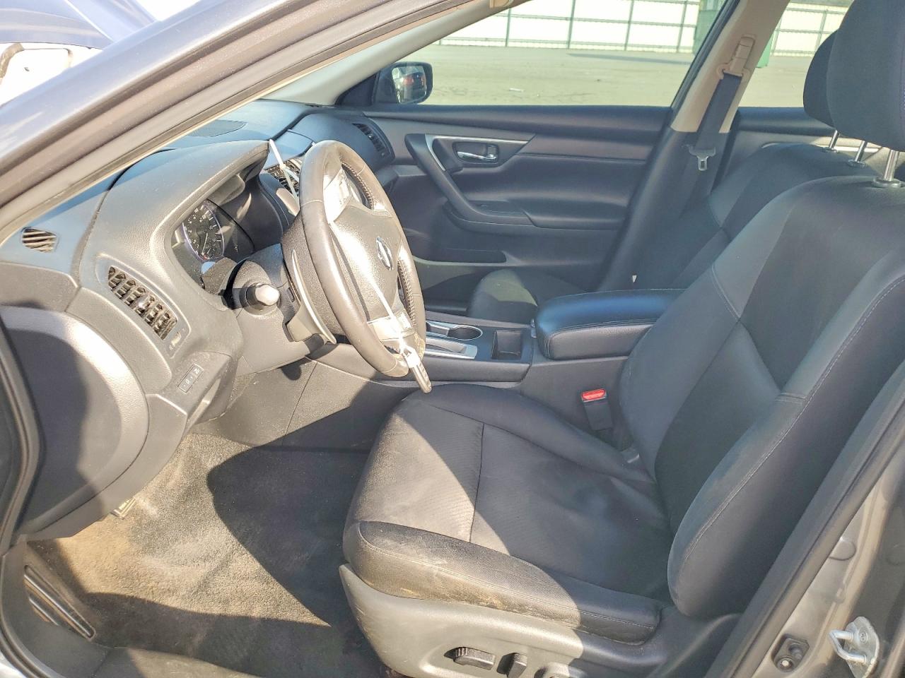 2017 NISSAN ALTIMA 2.5 SR photo 7