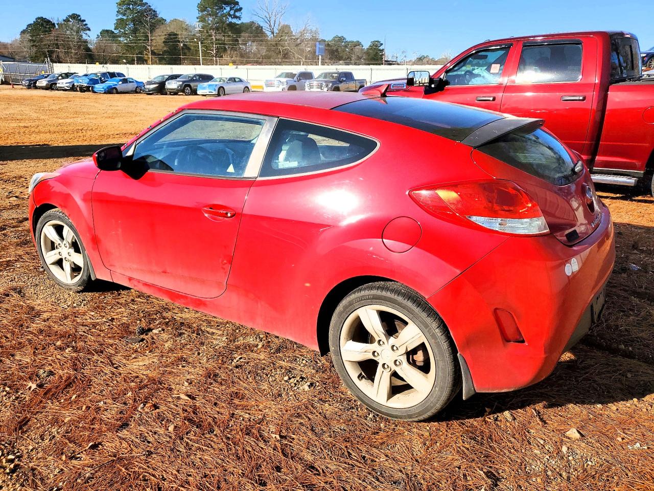 2015 HYUNDAI VELOSTER photo 3