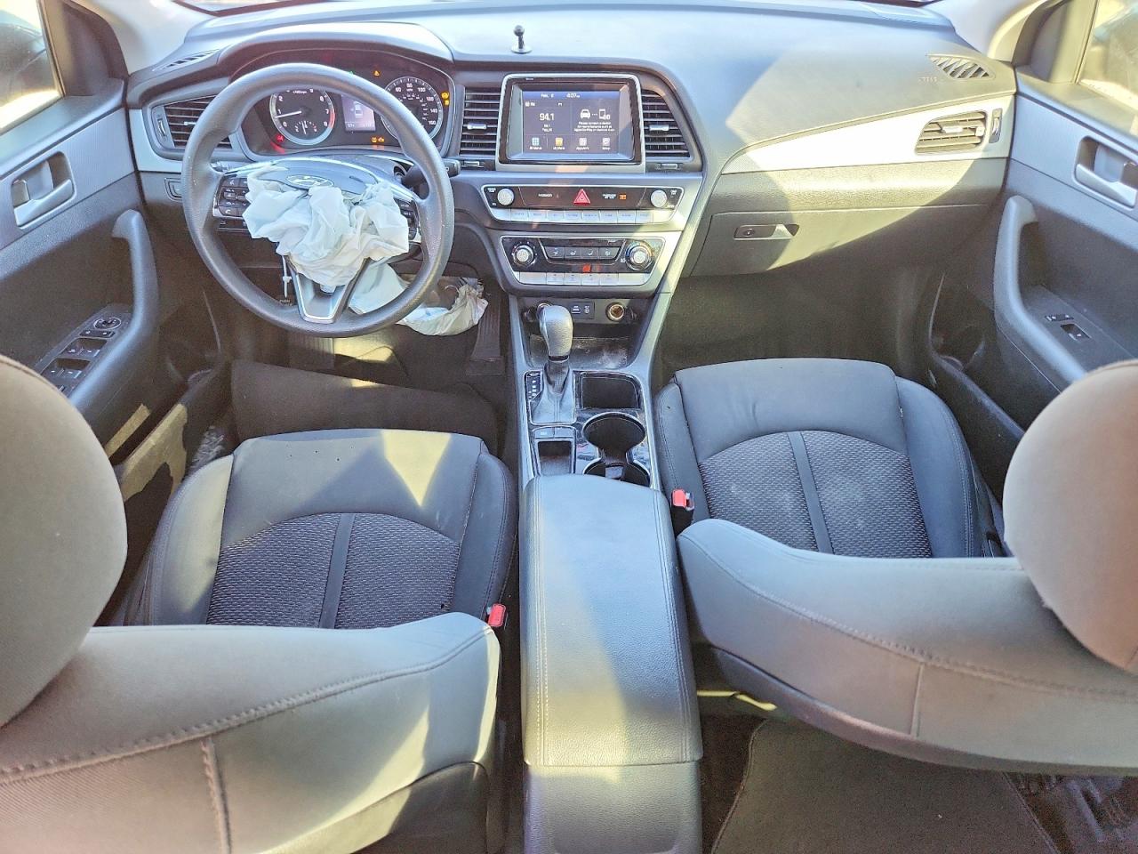 2018 HYUNDAI SONATA SE photo 15