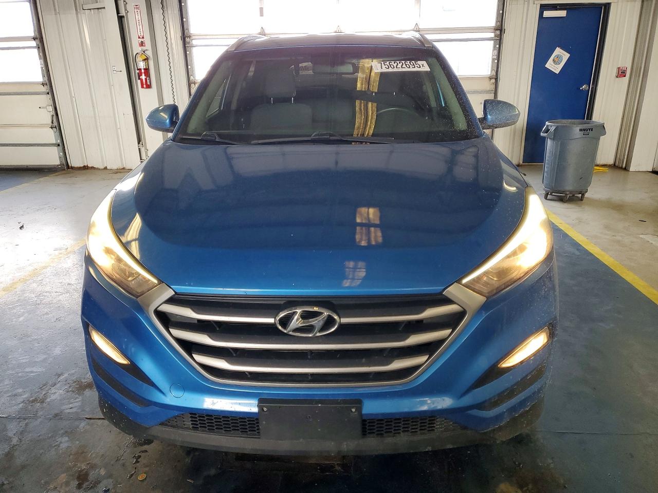 2018 HYUNDAI TUCSON SEL photo 13
