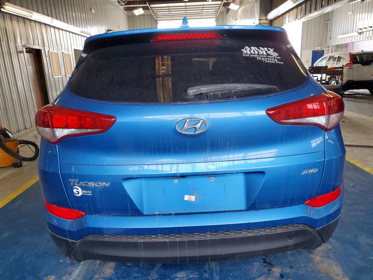 2018 HYUNDAI TUCSON SEL photo 16