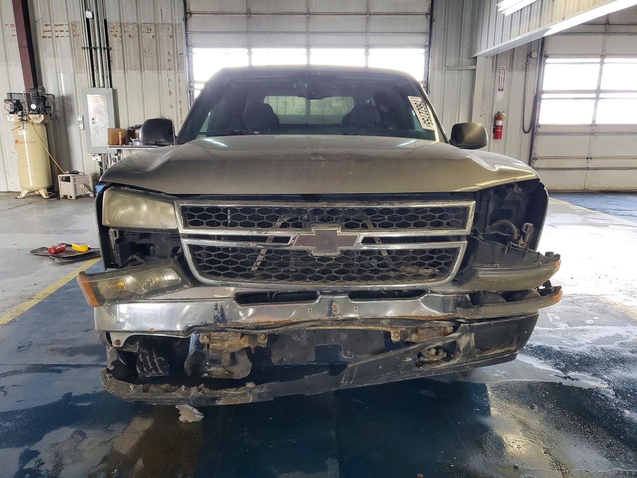 2006 CHEVROLET SILVERADO C1500 photo 9