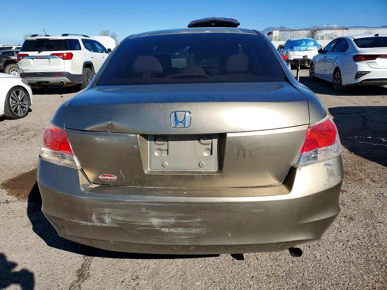 2010 HONDA ACCORD LX photo 6