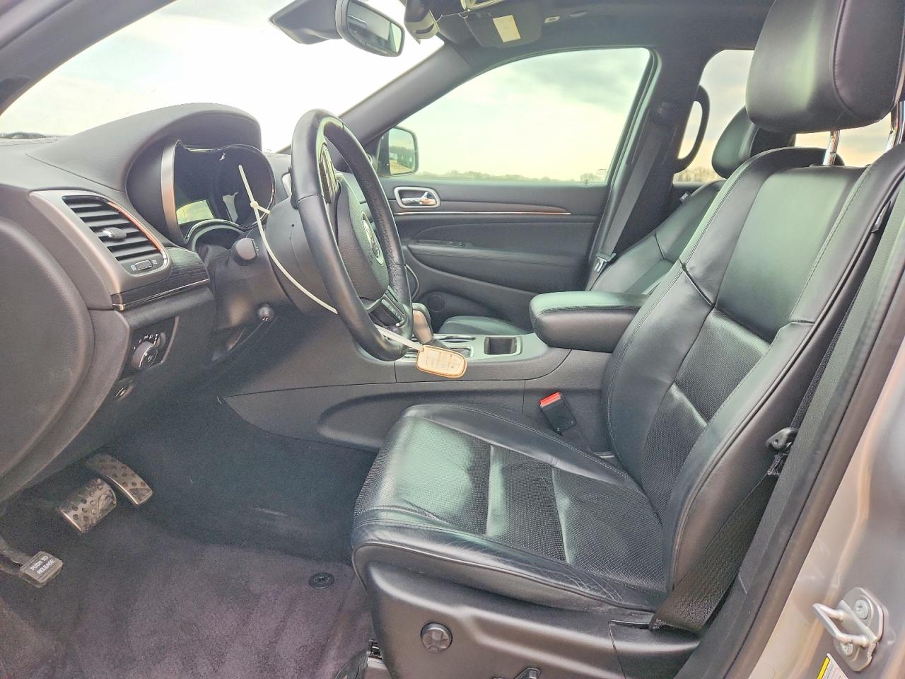 2018 JEEP GRAND CHEROKEE OVERLAND photo 7