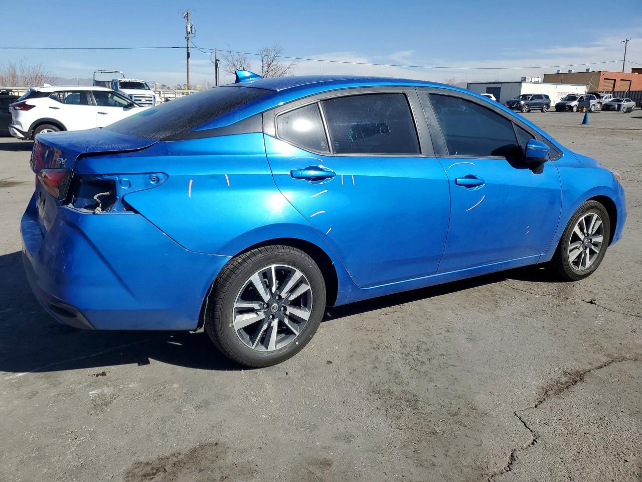 2021 NISSAN VERSA SV photo 3