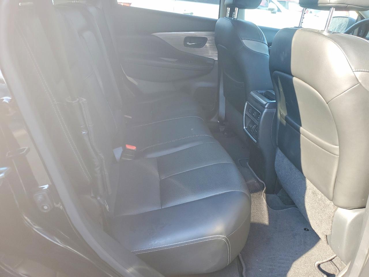 2017 NISSAN MURANO S photo 31