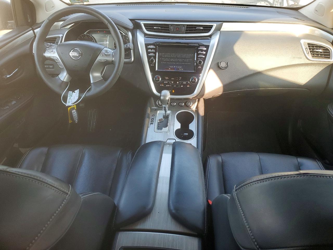 2017 NISSAN MURANO S photo 22