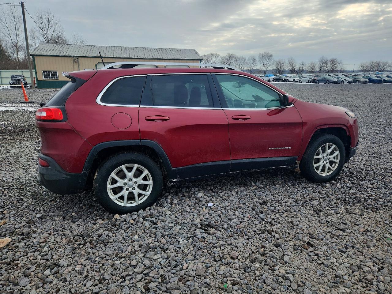 2016 JEEP CHEROKEE LATITUDE photo 5