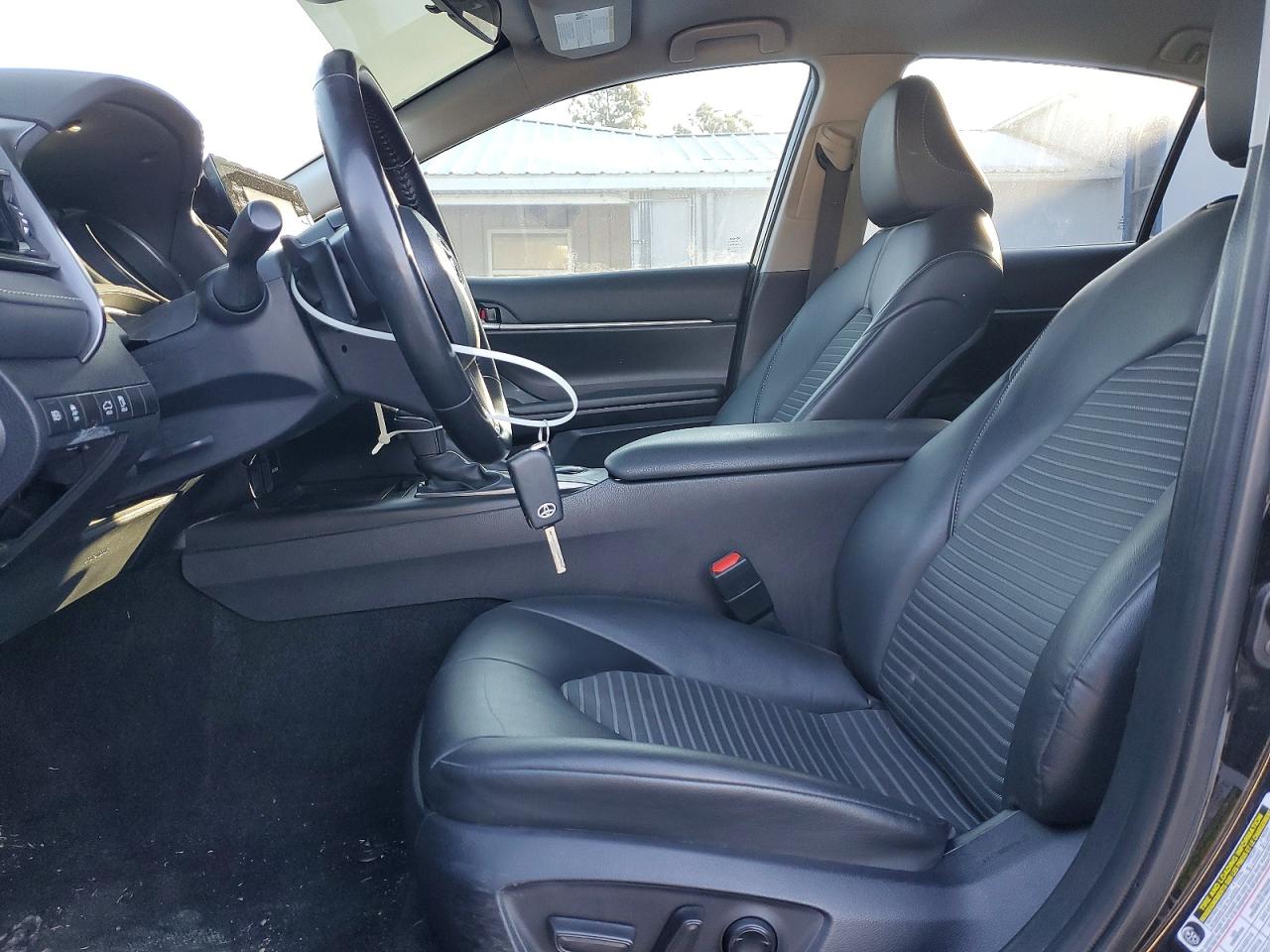 2023 TOYOTA CAMRY SE NIGHT SHADE photo 19