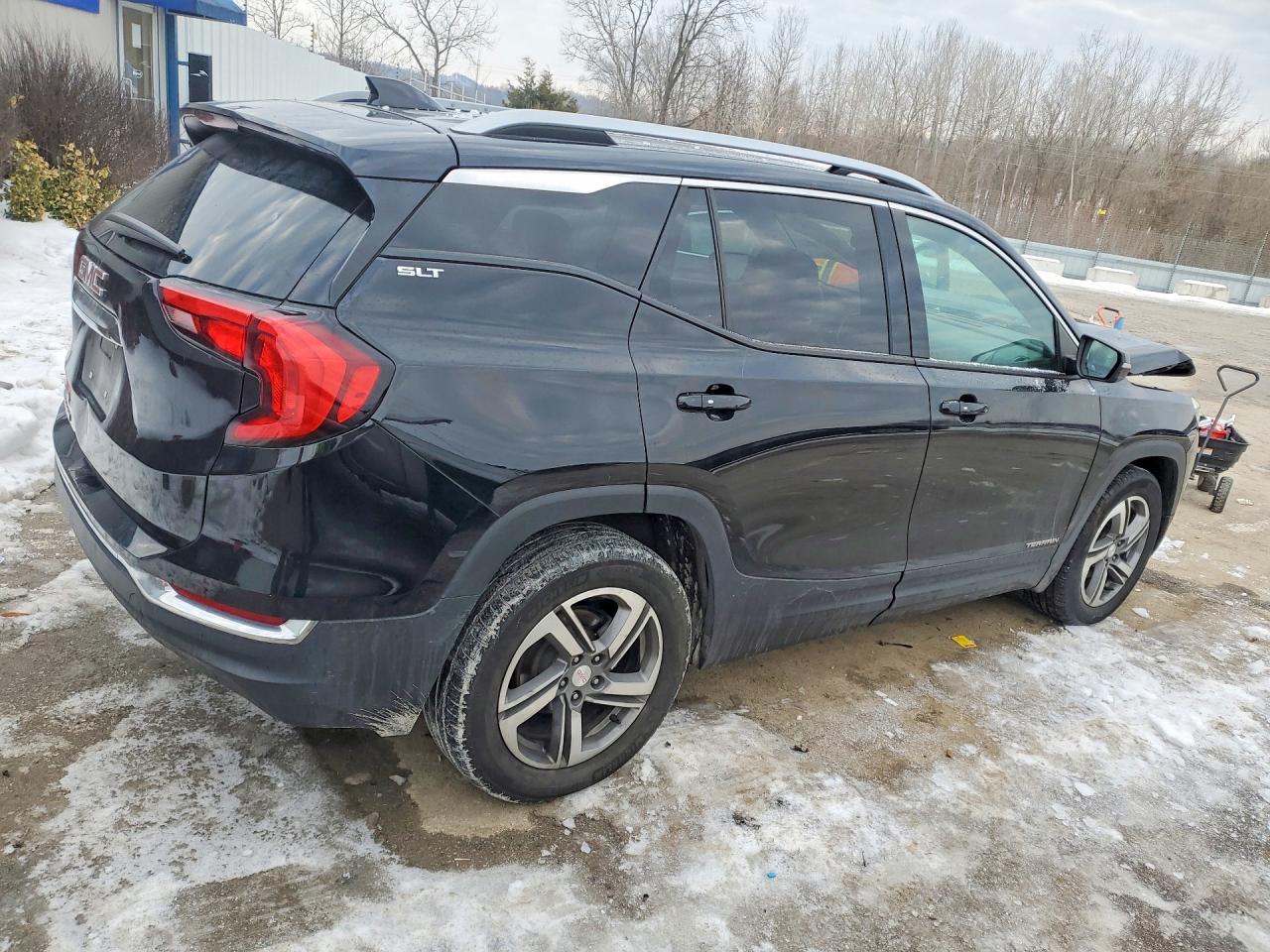 2019 GMC TERRAIN SLT photo 5