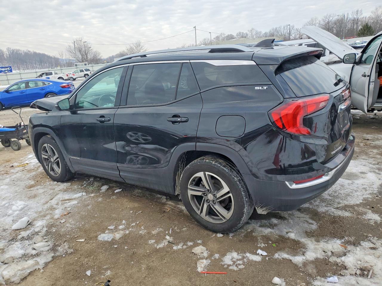 2019 GMC TERRAIN SLT photo 3