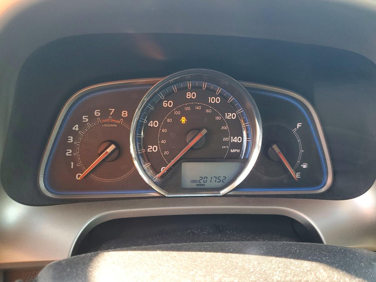 2014 TOYOTA RAV4 photo 9