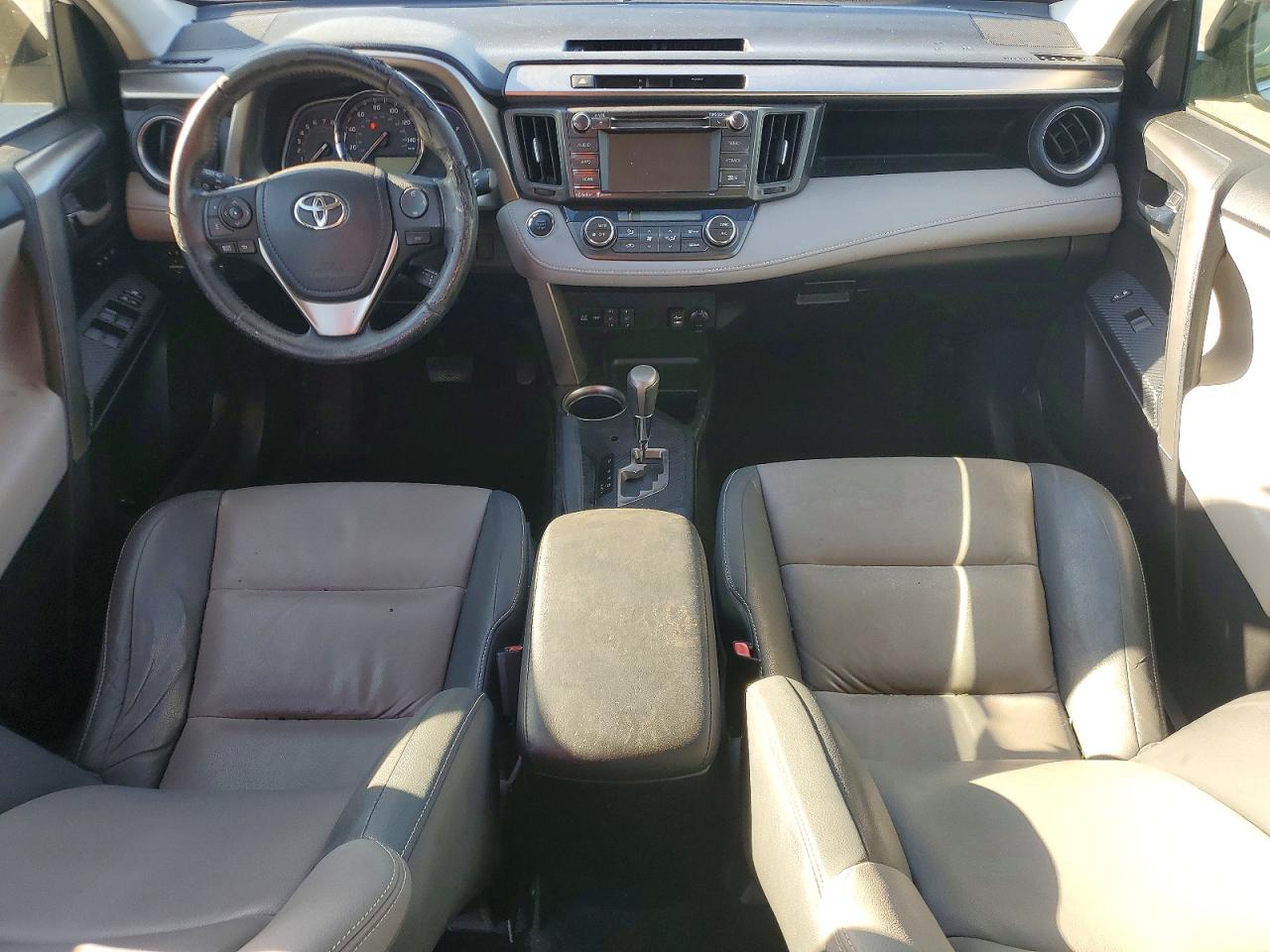 2014 TOYOTA RAV4 photo 8