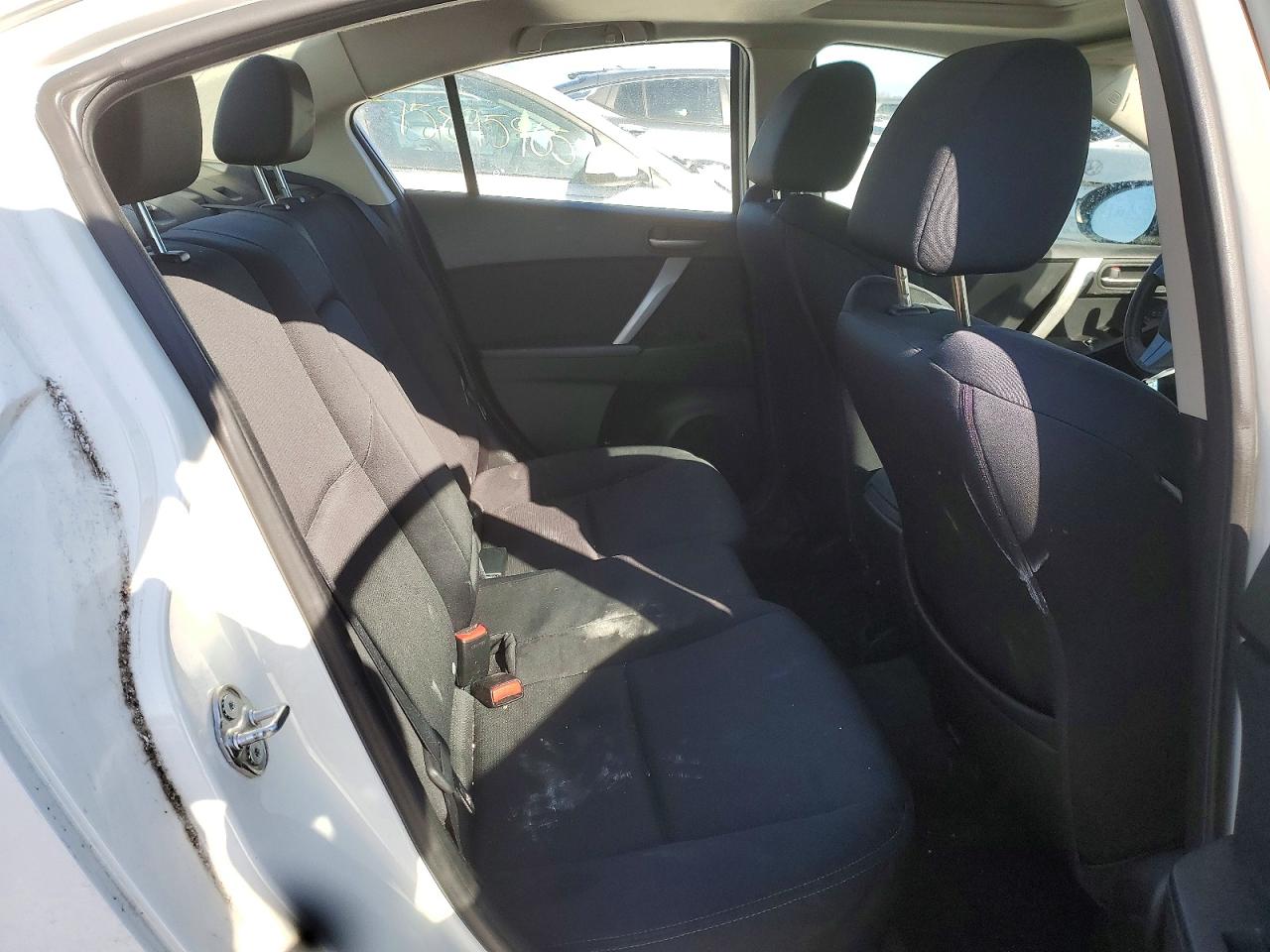 2010 MAZDA 3 S photo 10