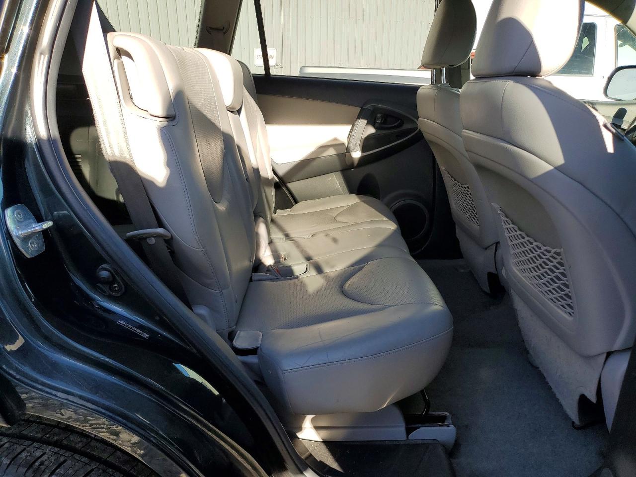 2011 TOYOTA RAV4 LIMITED photo 21