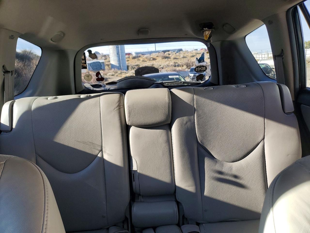 2011 TOYOTA RAV4 LIMITED photo 19